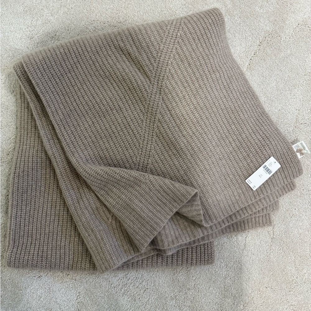 Anthropologie Ribbed Cashmere Wrap Taupe $298 NWT - Picture 4 of 5